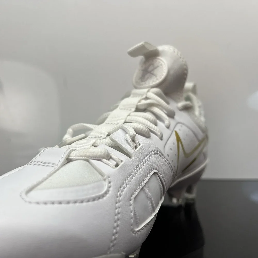 Nike Huarache 9 LAX SAMPLE White Gold Lacrosse Cleats FD0090-100 Men Size 8